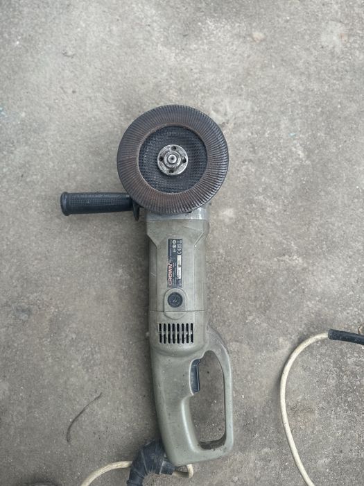 Болгарка средния 180 диск