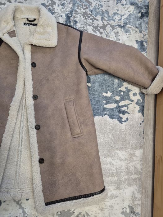 Cojoc Zara, mărimea S, oversize.