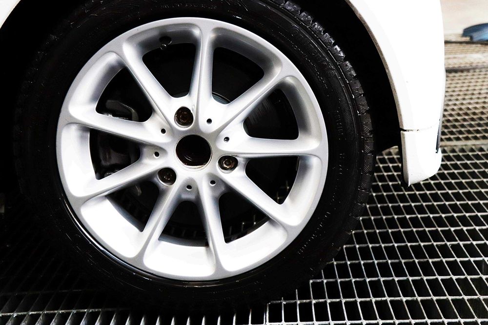 Комплект Ma Fra препарат и специална четка за почистване на джанти