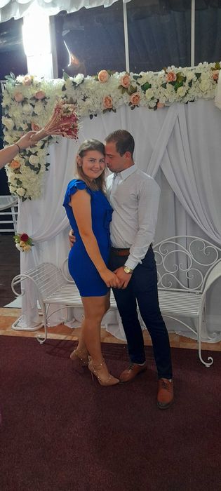 Rochie de mireasa, si 2 rochii de seara