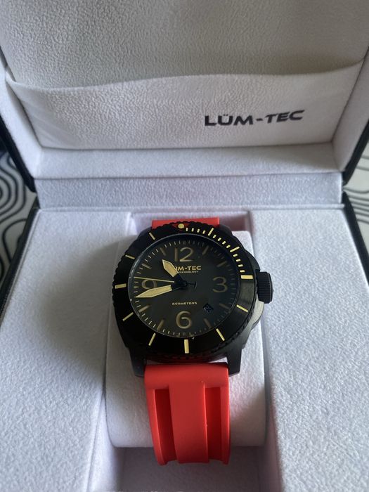 Часы Lum-tec m90