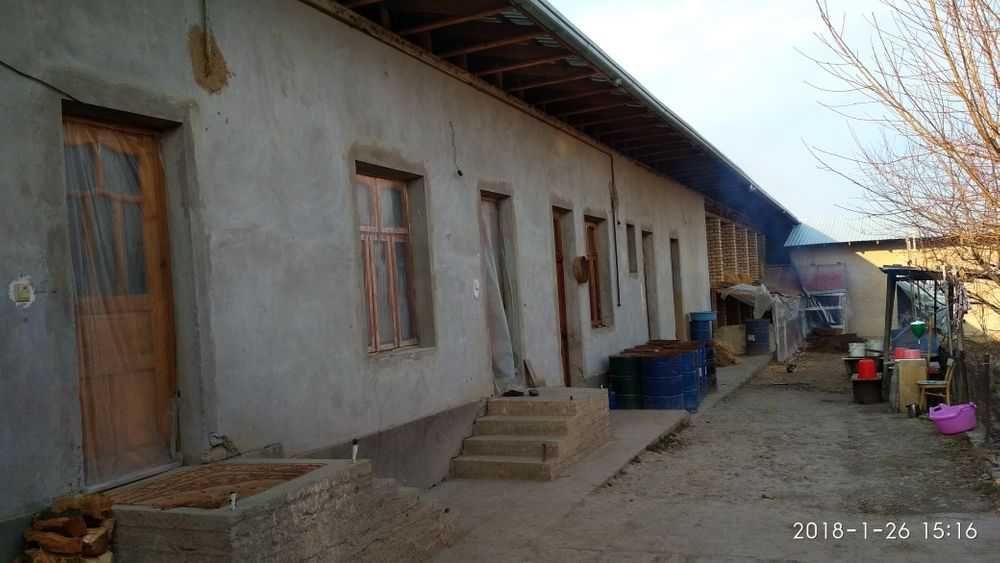 Срочно!!! Арендага бераман 3 хона. 16сотих. Сув. элетр. газ бор. Тайёр