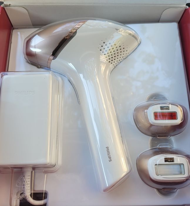 Epilator IPL Philips Lumea Seria 9900