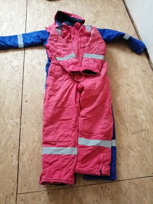 Комбизон зимний б/у.