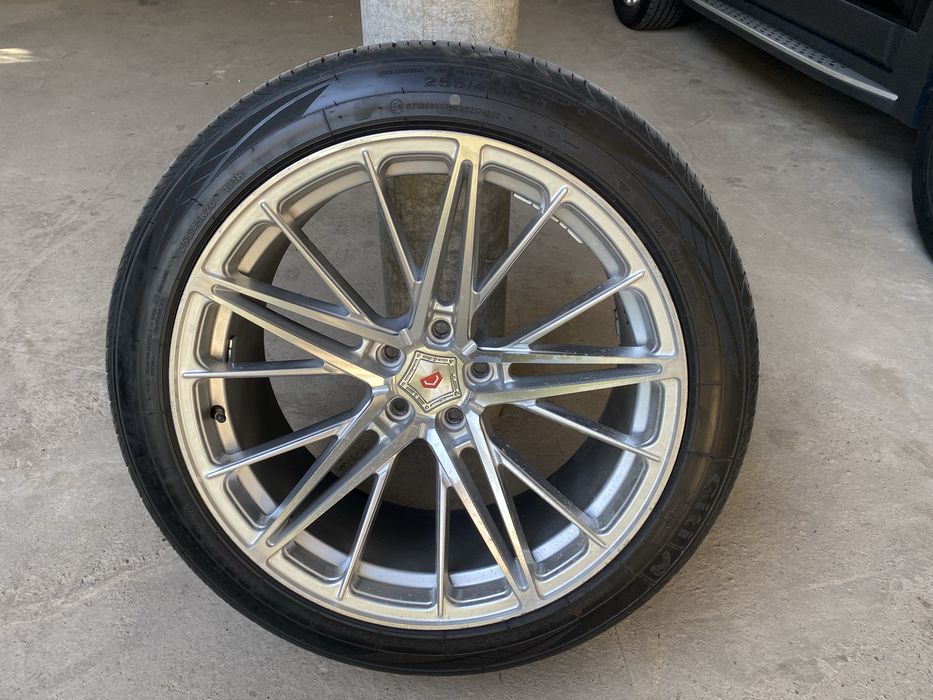 VOSSEN R20 diska va balon sotiladi