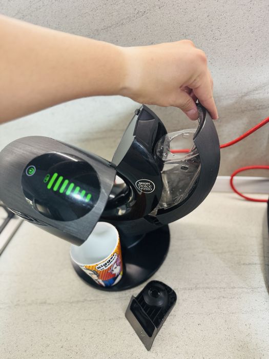 Aparat Cafea De'Longhi Nescafé Dolce Gusto Eclipse