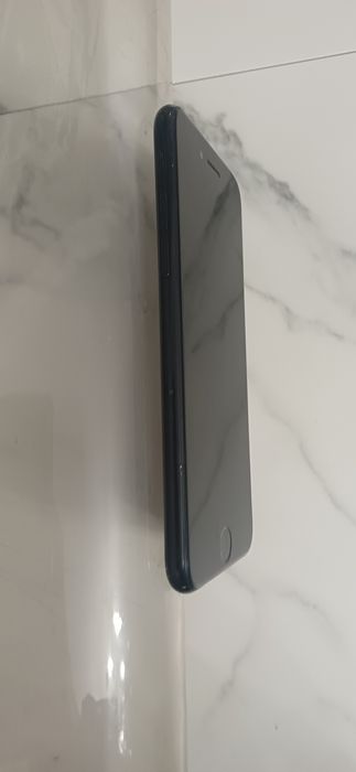 Продам айфон 7 торг имеется