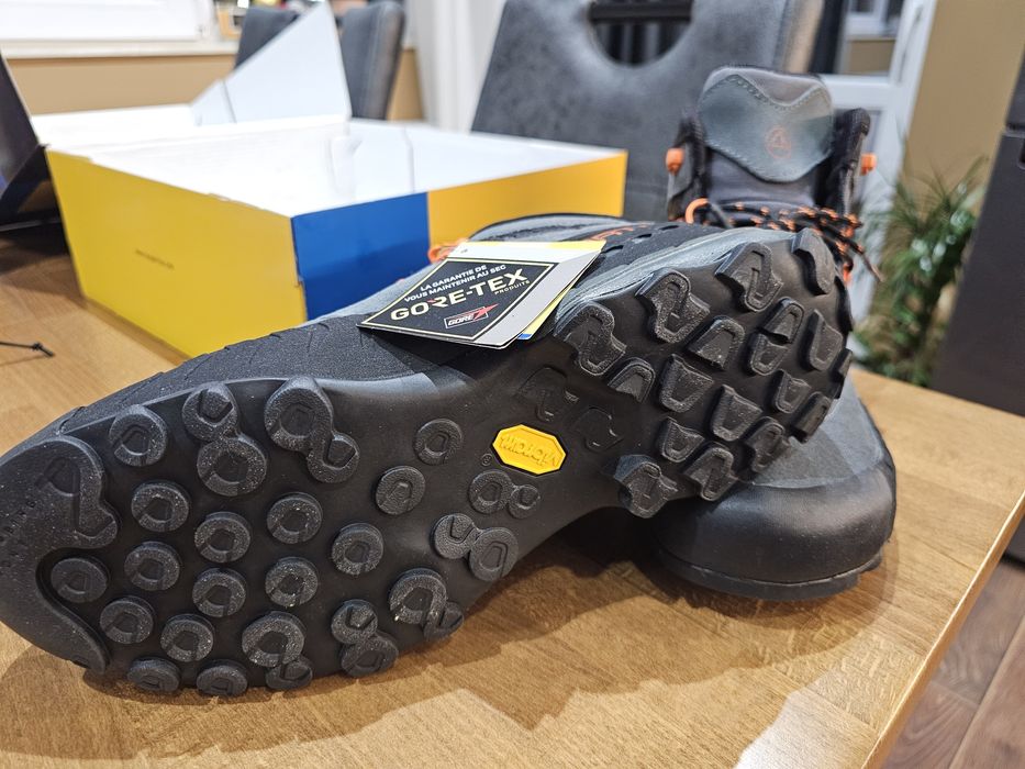 Обувки LA SPORTIVA TX4 MID GTX 43 1/3, 28см
