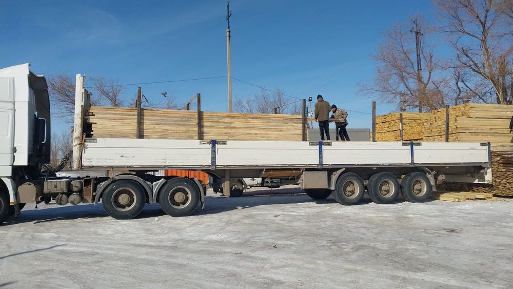 Брус                            .