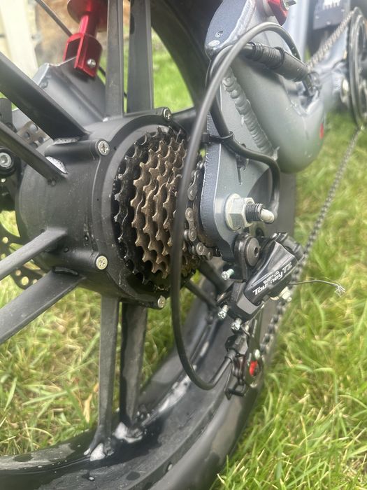 Bicicleta electrica unica in Romania