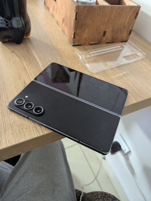 Samsung Z fold 5 512гб