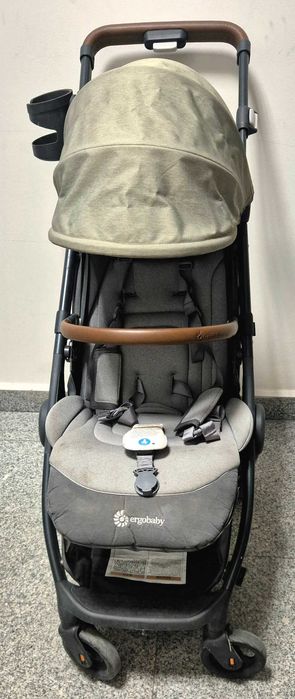 Лятна количка Ergobaby Metro+ Deluxe зелена