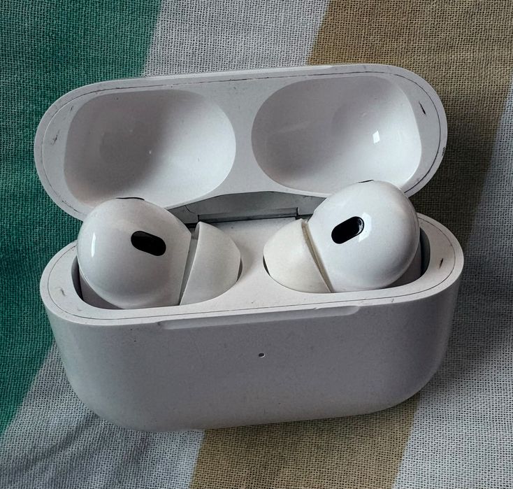 AirPods Pro  өте жақсы