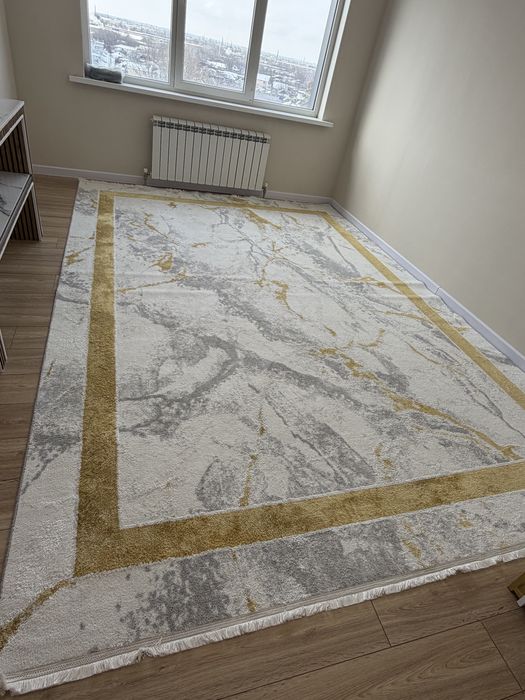 Продам Турецкий Ковер 300х400 (договорная)