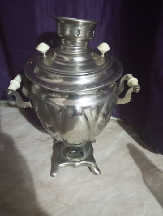 Руски самовар за чай