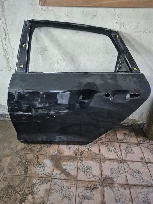 Продам дверь К5 2024 Дилер