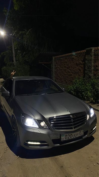 Mersedes Benz E250