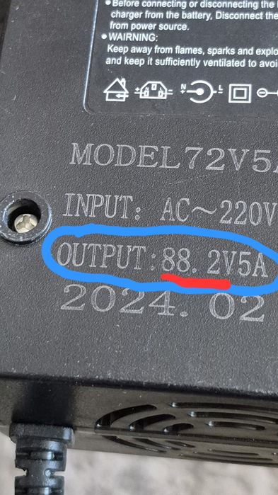 Încărcător baterie Li-Ion 88.2V 21S 5A Mufă XT60