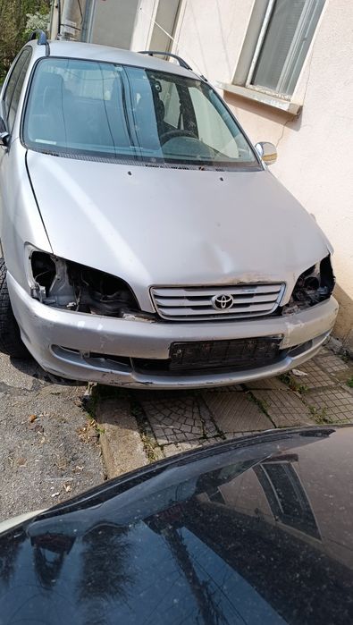 Тойота Пикник  1998г
