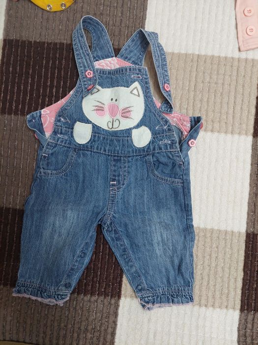 Продам детские вещи