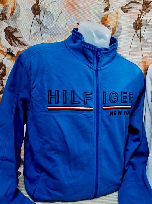 Bluza Tommy Hilfiger.