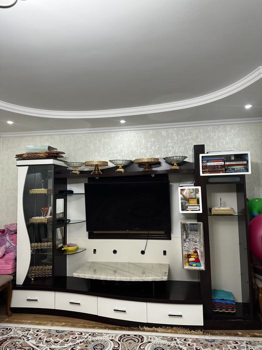 Стенка, шкаф для гостиный