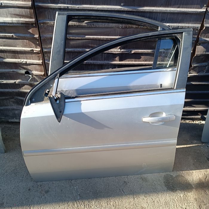 Двери на Opel Vectra C