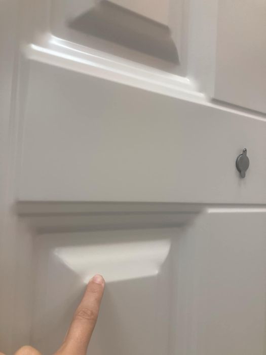 Метална входна врата