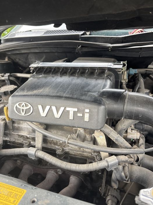 Тоьота Ярис 1.3i 2005г на части