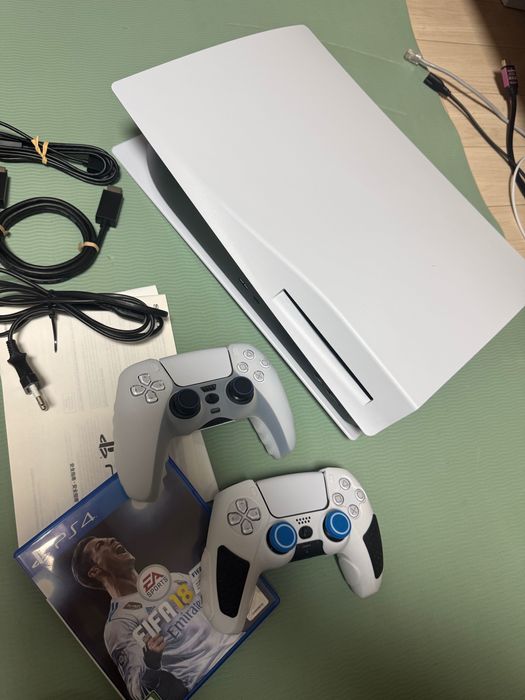 PlayStation 5 с дисководом