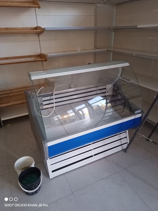Продам холодильник ВЕТРИННЫЙ
