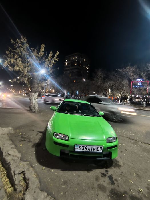 Продам Mazda 323