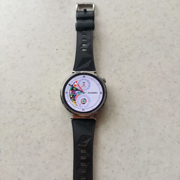 Продам премиум смарт часы Huawei GT5