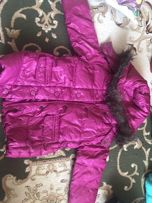 Продам куртку Zara kids