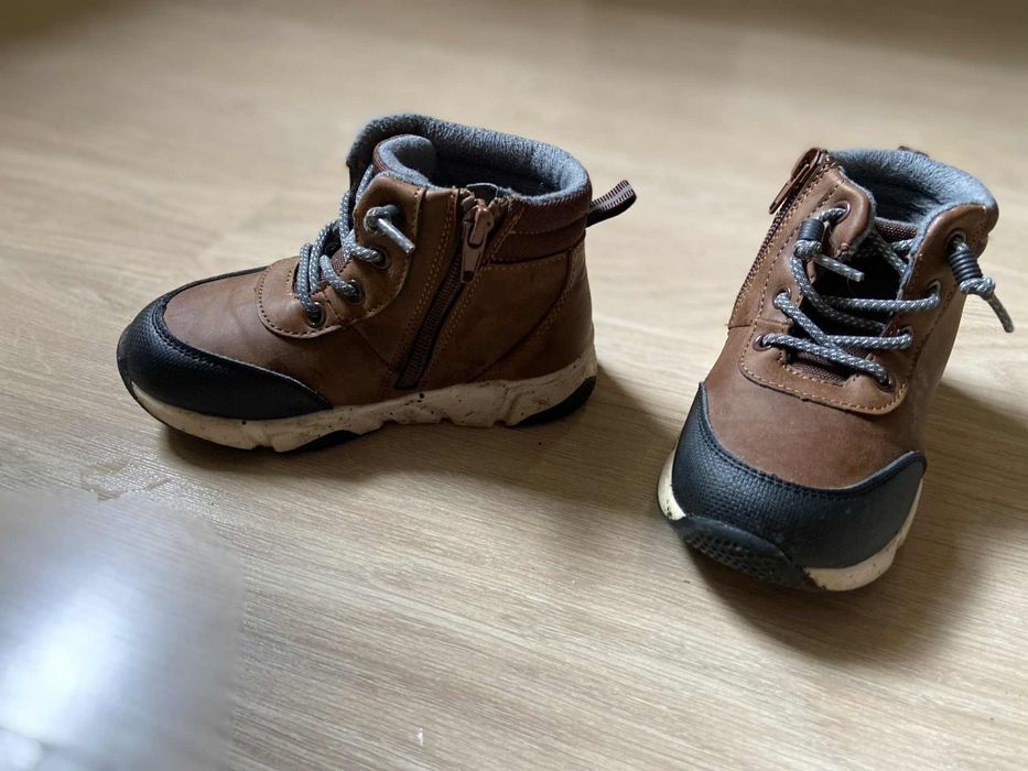 Детски зимни боти