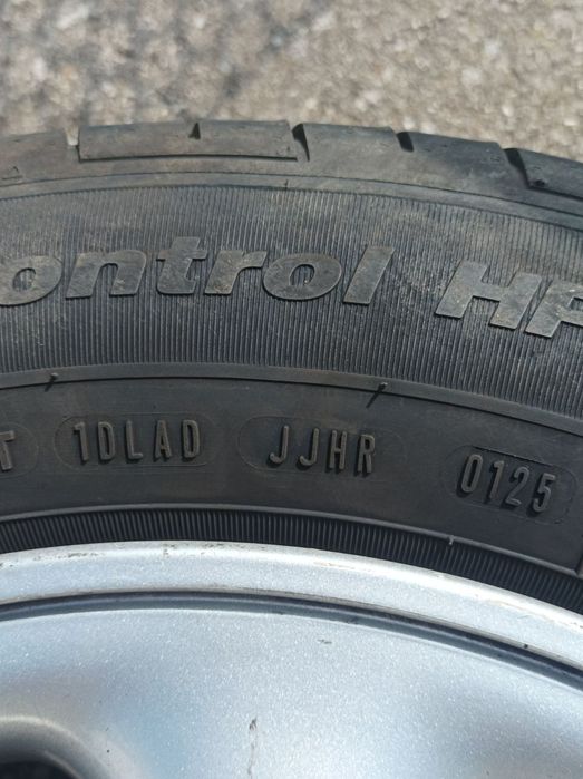 Продавам алуминиеви джанти с летни гуми Fulda за Рено Сценик 15" 185/65/15