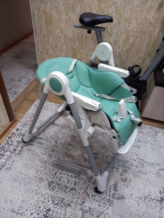 Детский стульчик шезлонг