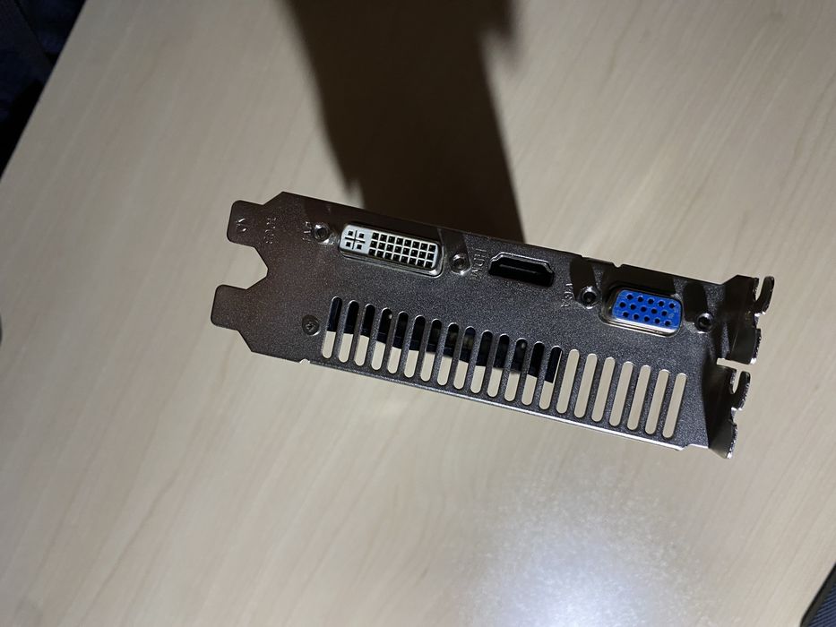 Продам видеокарту Gt 630 2 Gb
