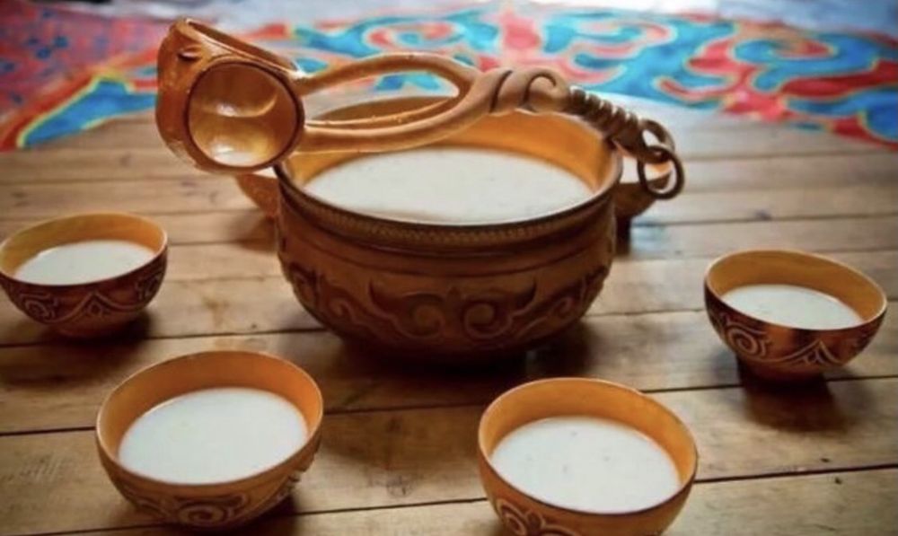 Свежий кымыз, май