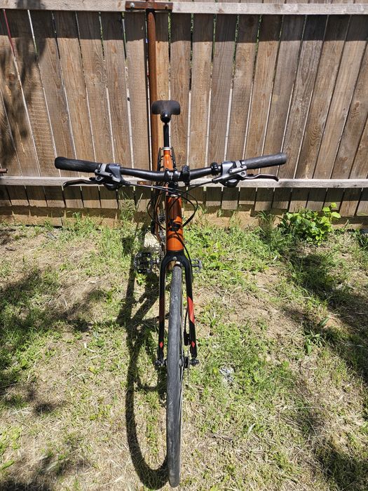 Vând bicicleta în stare foarte bună