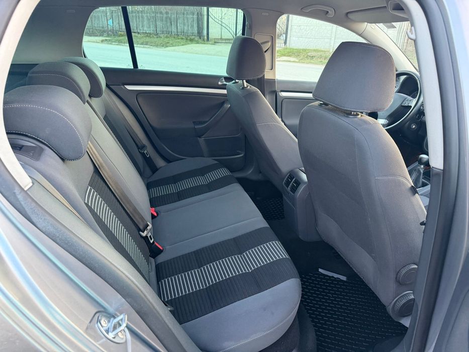 VW Golf 5 2009 1.9Tdi 105cp Model United