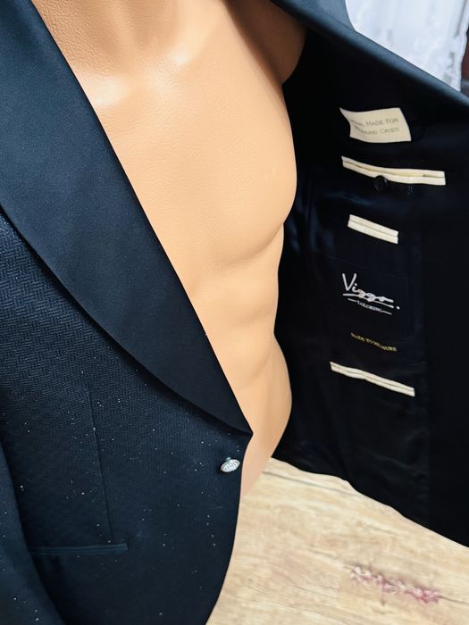 Sacou impecabil și elegant de la brandul VIGGO