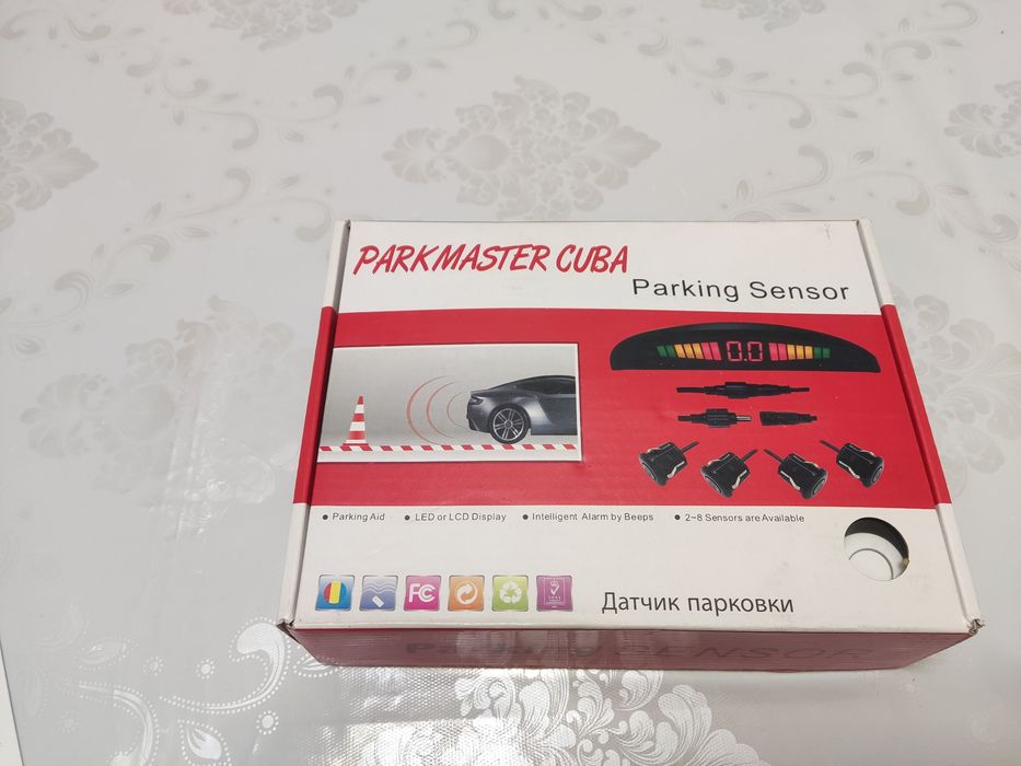 Парктроник для машины Parkmaster.