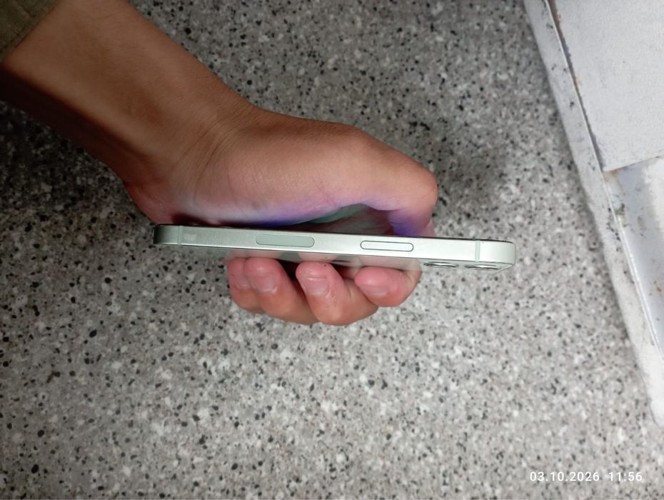 Телефон iphone 12mini