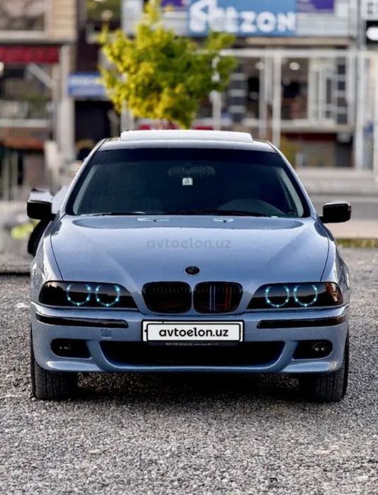 BMW E39 Aftomat 2 litr naxadu srochno sotiladi