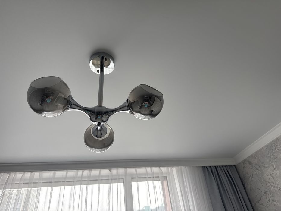 Люстра современного стиля