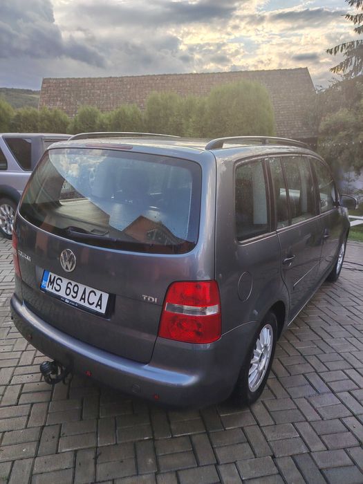 VOLKSWAGEN Touran 2005 — imagine 3