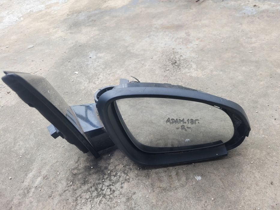 Опел адам, предна броня и огледало