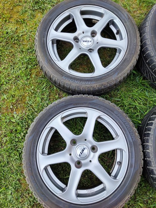 Roti Smart fortwo in doua dimensiuni R 15 jante aliaj