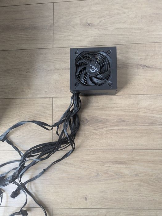 Блок питания Wintek 650w